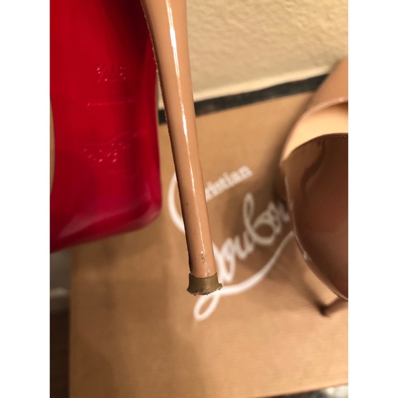 Authentic Christian Louboutin So Kate - Picture 4 of 4